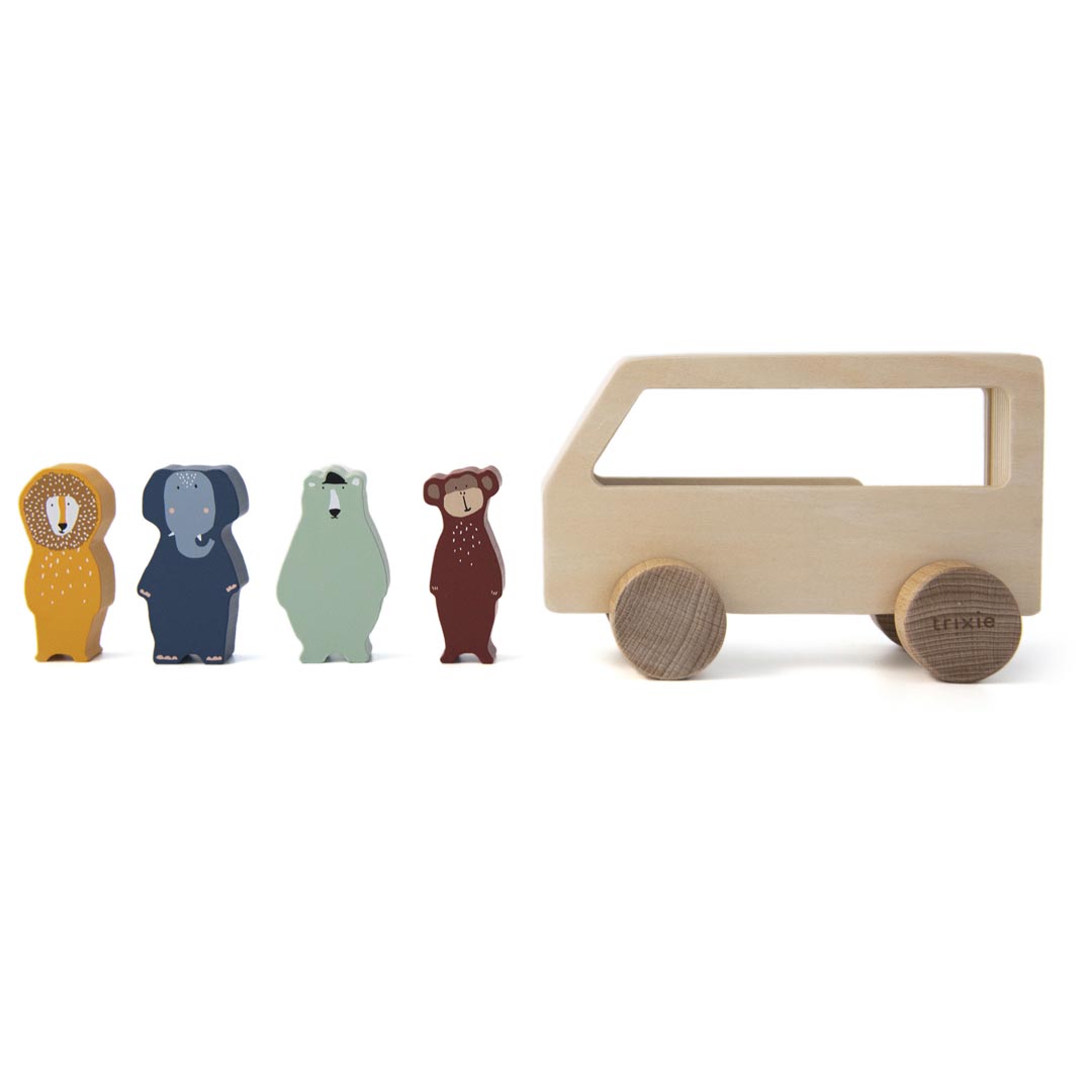 Autobús con animales de madera